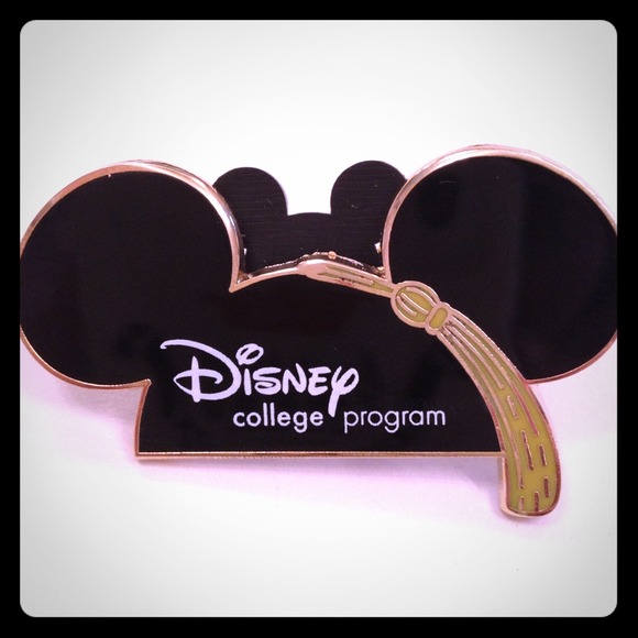 🆕Disney "Authentic" College Program Pin🆕