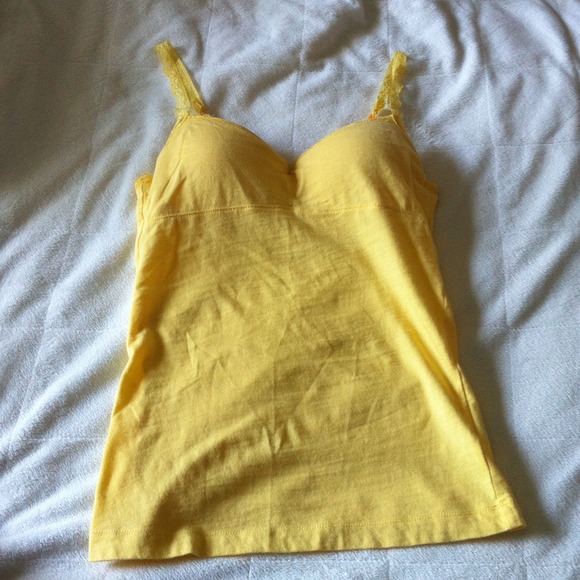 ❌❌SOLD!!! Yellow tank❌❌