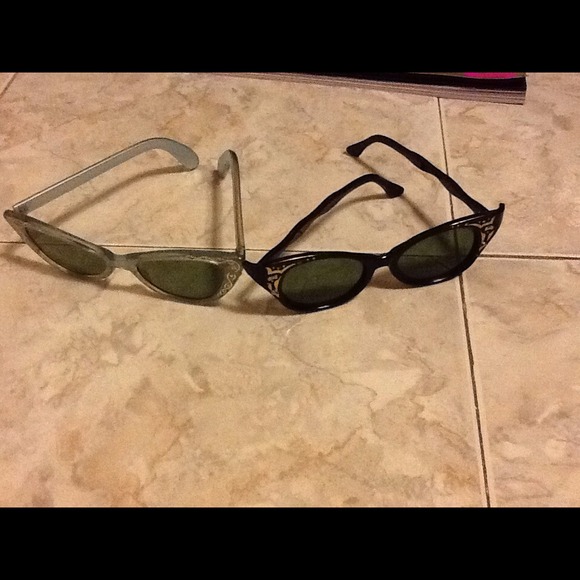 2XHOST PICK-Two pair of vintages sun glasses - Picture 4 of 4