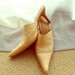 Nude ZARA Mules!