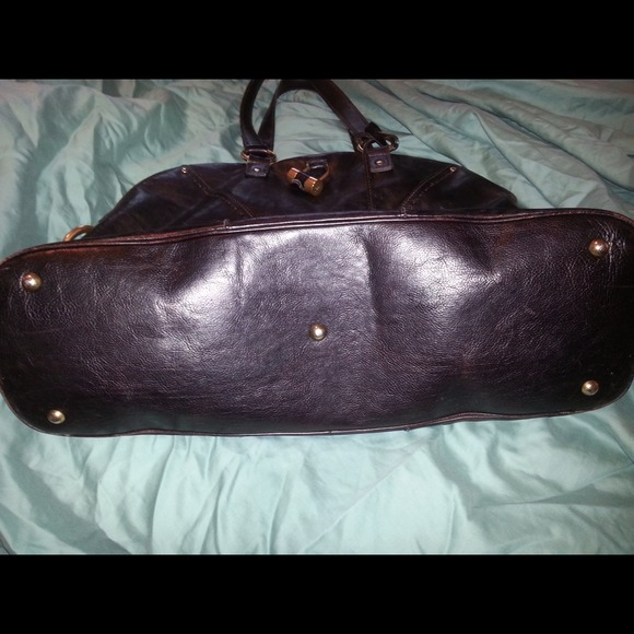 SOLD!!!Yves Saint Laurent, Muse Handbag - Picture 3 of 4