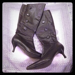 🚫SOLD🚫🍇Black, Heeled, Riding Boots!🍇
