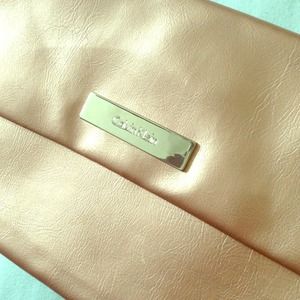 Calvin Klein- rose clutch