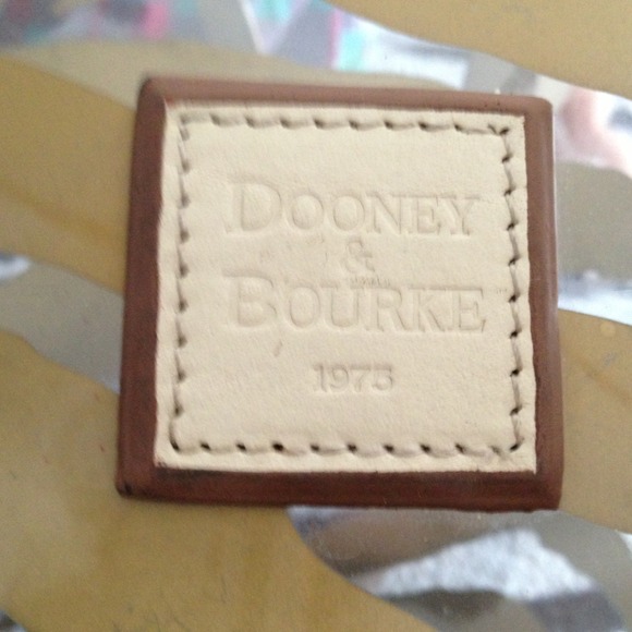 Dooney & Bourke