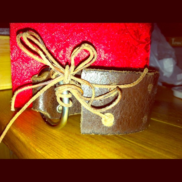 Leather handmade tie bracelet