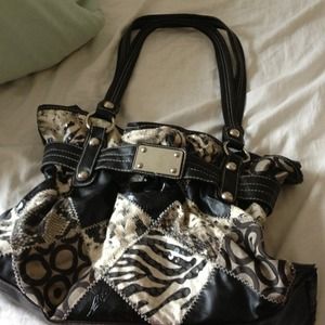 Maurice's patch purse