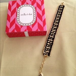 Stella & dot Nina bracelet