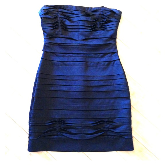 BCBG black mini cocktail dress. Like New!