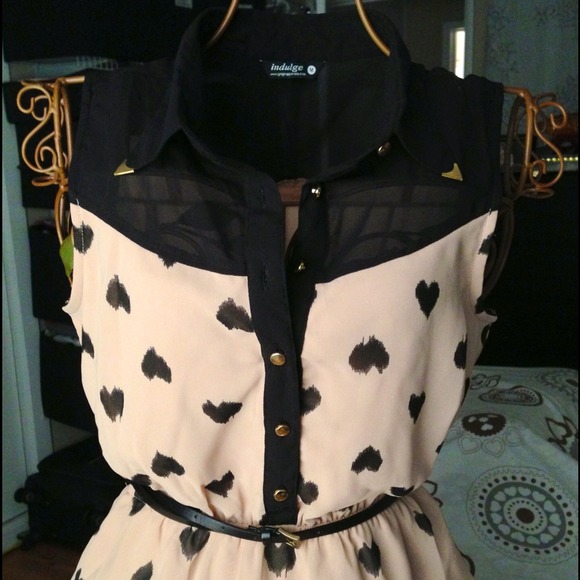 💓TRADED💓NWOT. Nude & black hearts hi lo dress. - Picture 2 of 2