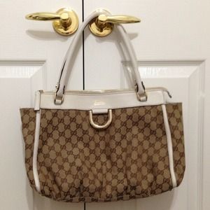 Gucci Shoulder Bag