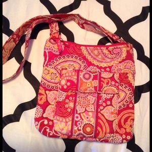 **Vera Bradley cross body bag**
