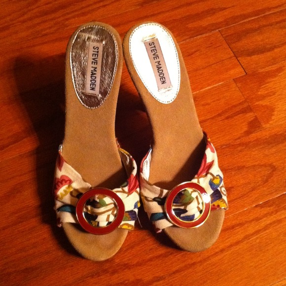 Steve madden open toe heels
