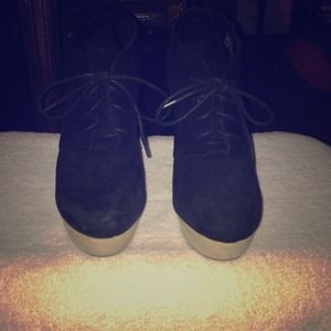 Matiko wedge booties