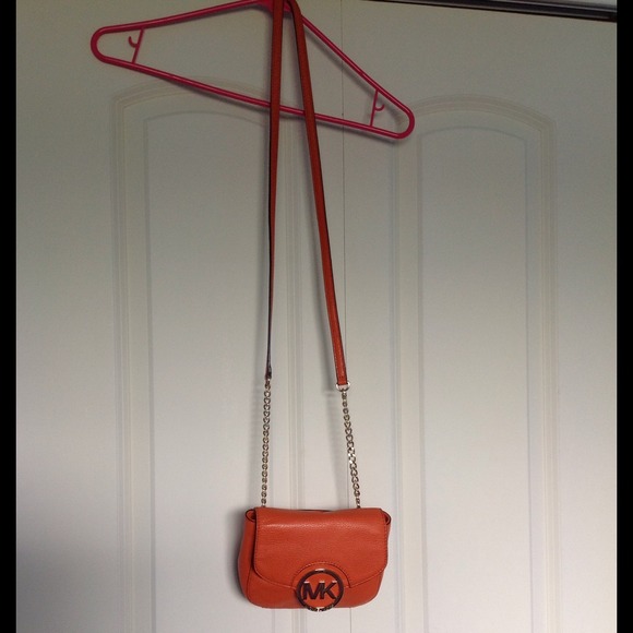 Authentic Michael Kors - Picture 2 of 3