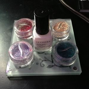 4 sephora glitters and adhesive glue