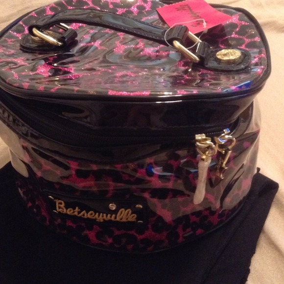 Betseyville Makeup Bag