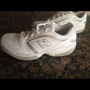 New Balance Tennis Shoes perfect Cond. worn once