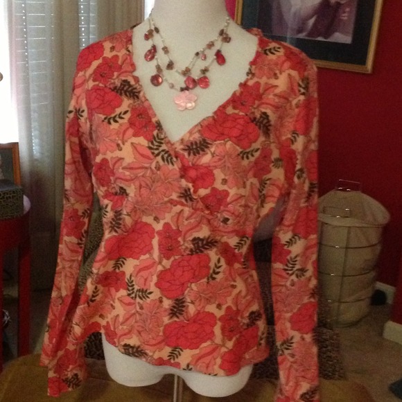 Ann Taylor loft pretty printed top