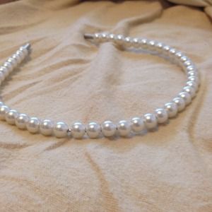 Pearl headband