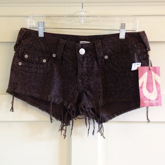 True Religion brown bobby cut-off shorts - Picture 2 of 4