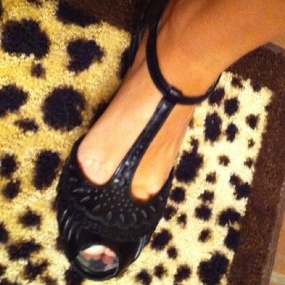 Black heels