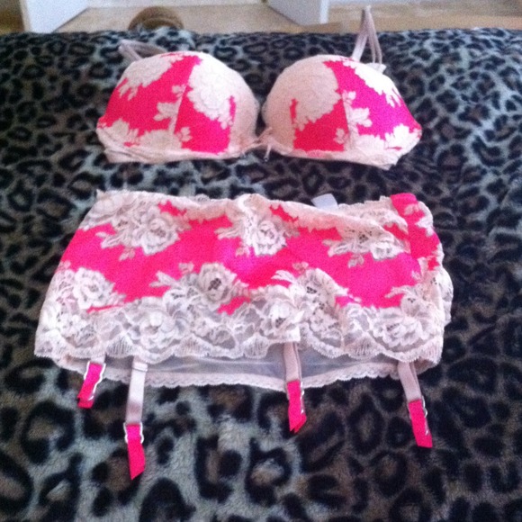 Victoria's secret push up bra