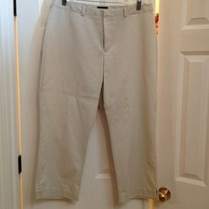 SOLD Size 16 Dockers Capri pants