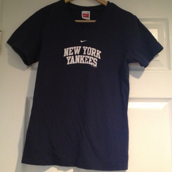 Navy Blue NY Yankees Tee