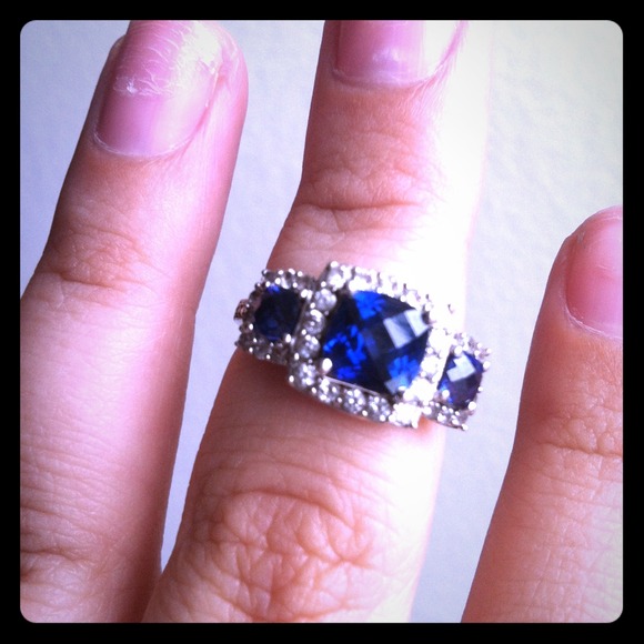 Deep Blue Sapphire RIng SS