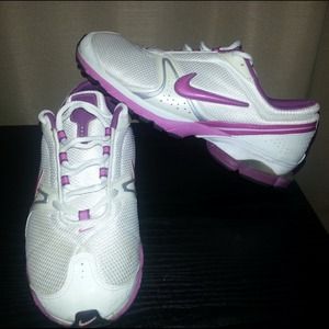 White/Pink Nike Sneakers