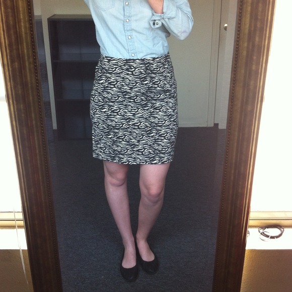 Darjoni Zebra Print Pencil Skirt Size 6