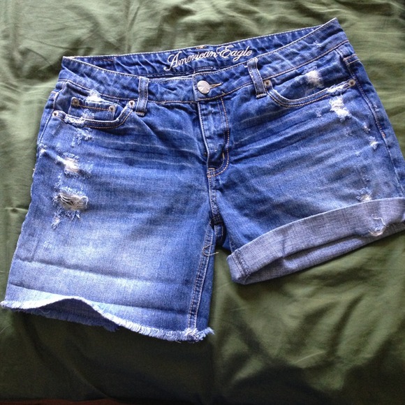 ❌❌SOLD❌❌American Eagle denim shorts - Picture 2 of 4
