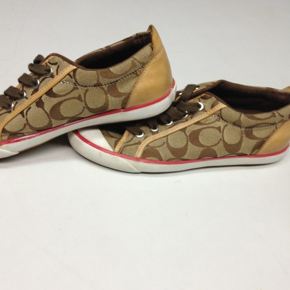 ❇REDUCED❇ Coach Sneakers - Picture 4 of 4