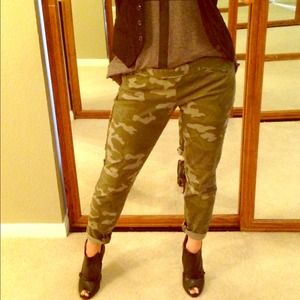 Gap Skinny Camo pants