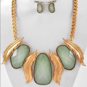 Necklace & Earring Set