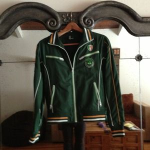 Windbreaker jacket xs/sm. "Irish eyes are smiling"