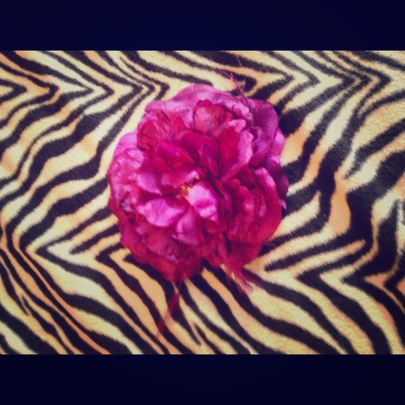 💙 Purple flower hair clip and lapel pin 💙