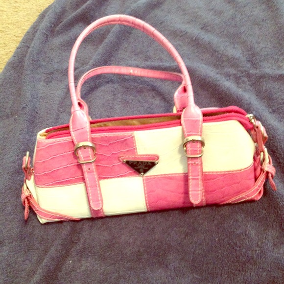 Prada Handbags - 🎀🎀final reduction🎀🎀handbag