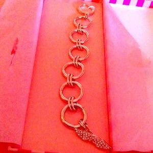 Victoria.s bracelet
