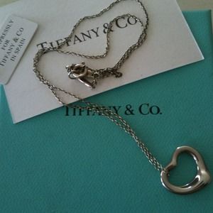 ⬇reduced!!Tiffany & Co. Paloma Picasso heart