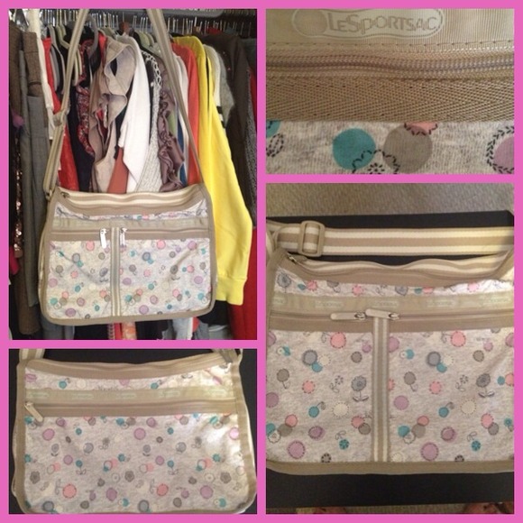 ❌Sold In Bundle❌LeSportsac Crossbody Bag