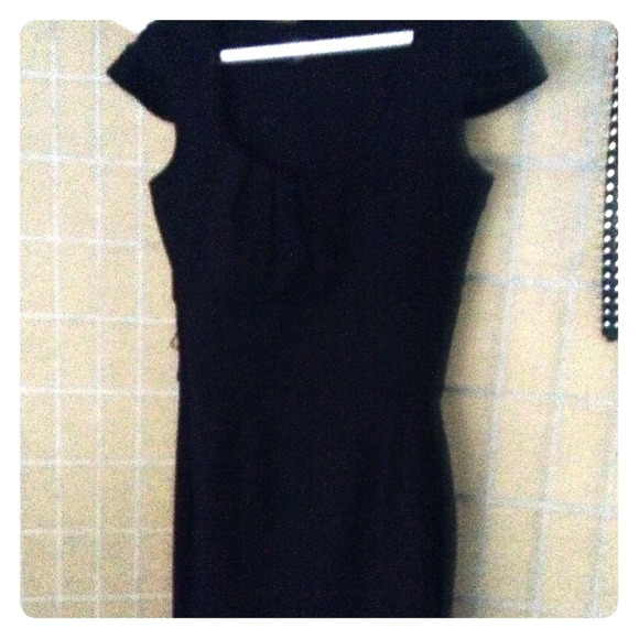 REDUCED! ✂️ Little black dress by Guess