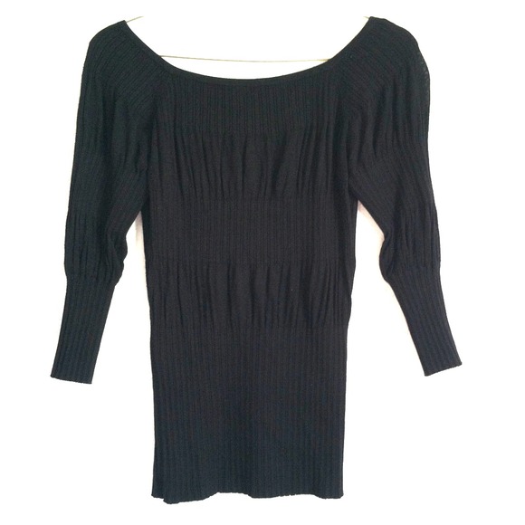 Black Maurices Off-the-shoulder Sweater