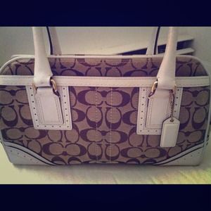 Medium size Coach handbag