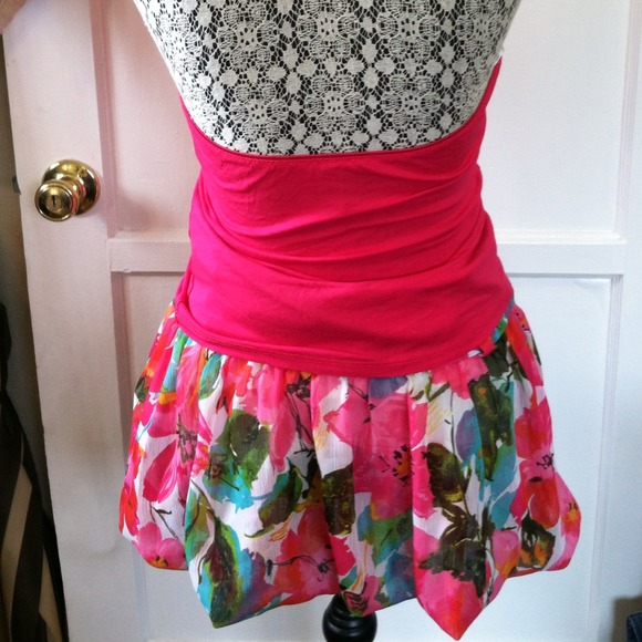 Bubble skirt. Great summer colors - Picture 3 of 4