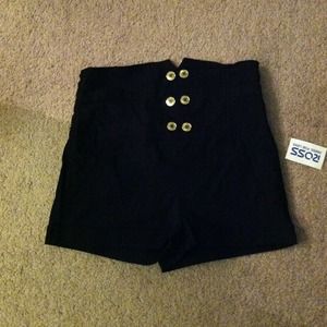 Black high waisted stretch shorts