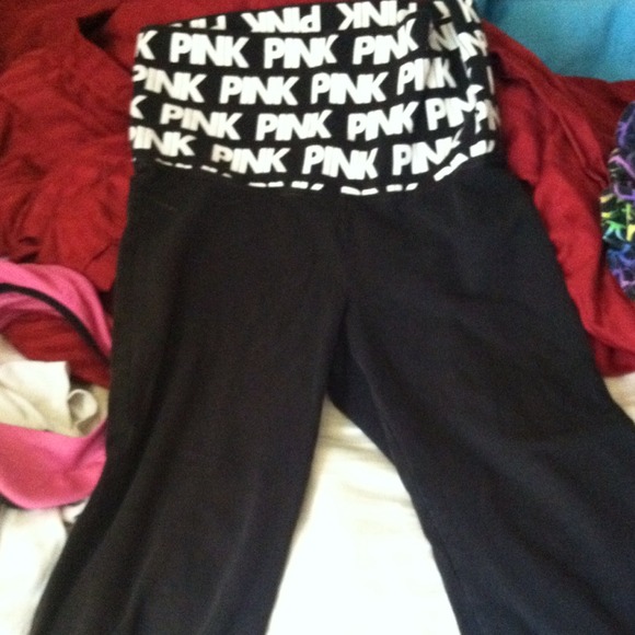 TRADED----VS Yoga capris