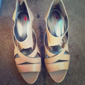 Cute beige heels
