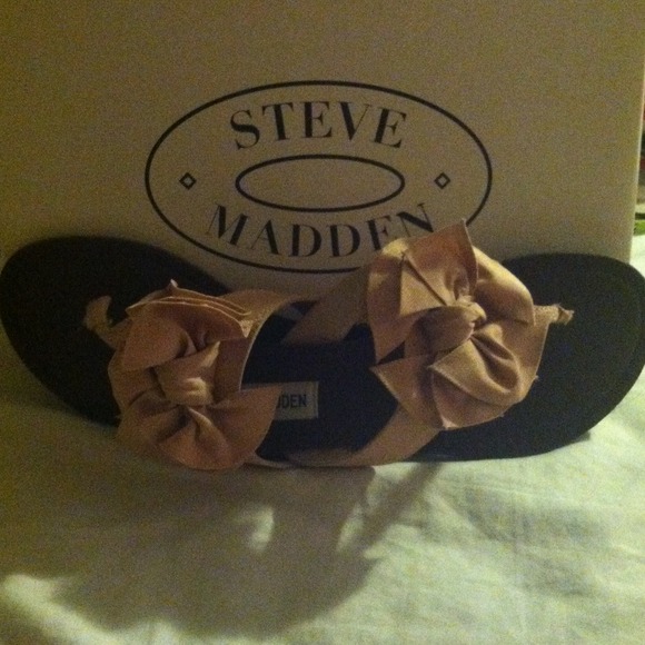 Steve Madden sandals
