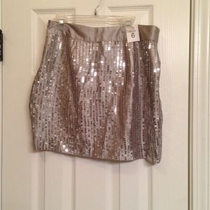 Gap silver sequin mini Skirt size 6 NWT